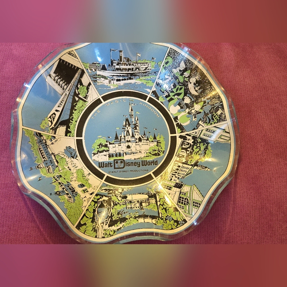 Walt Disney World Decorative Plate